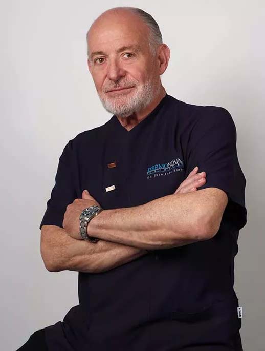 Doctor Juan José Rizo Alfaro Director Médico Clínica Dermonova